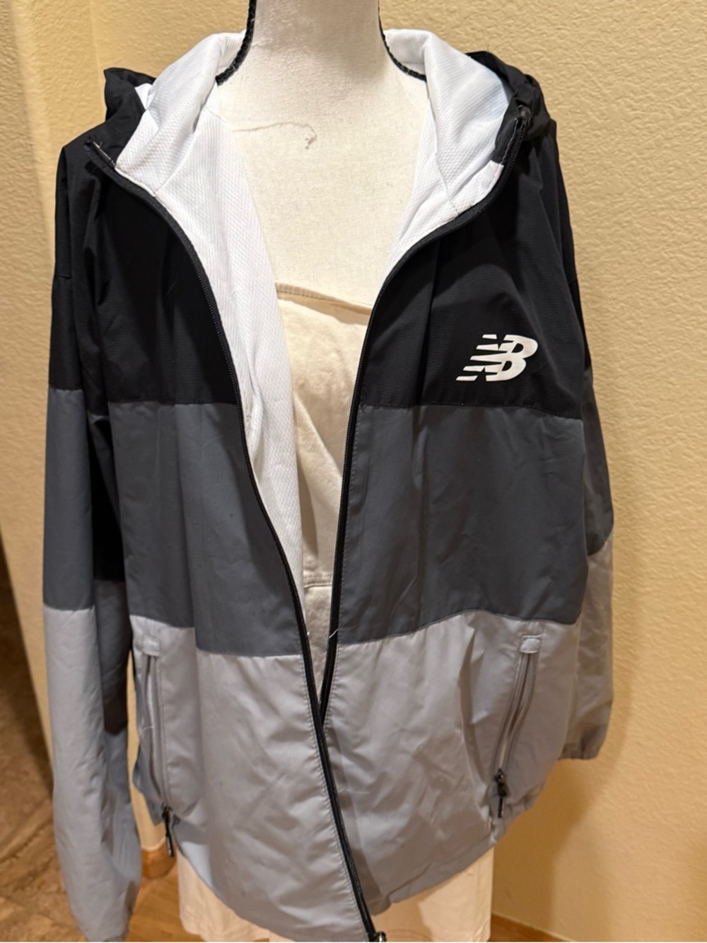 New Balance Black & Gray Colorblock Hooded Jacket